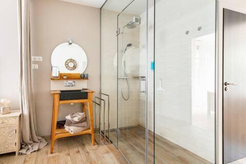 Апартаменты Studio Chic Avec Salon Et Terrasse Privee Туркуэн Экстерьер фото